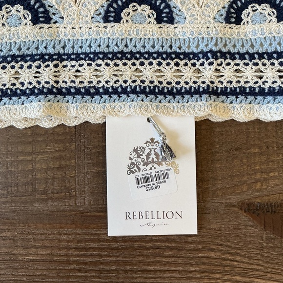 Rebellion Again Crochet Lace Blue Pattern Halter - Picture 4 of 8